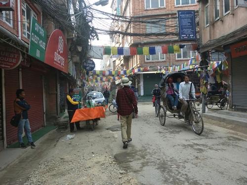 流浪200年,2003年達曼人終於加入中國國籍,如今家家懸掛五星紅旗 流浪200年,2003年達曼人終於加入中國國籍,如今家家懸掛五星紅旗