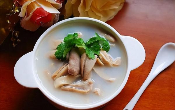 俗話講“一個豬肚十副藥”，是真是假？豬肚可以天天吃嗎？