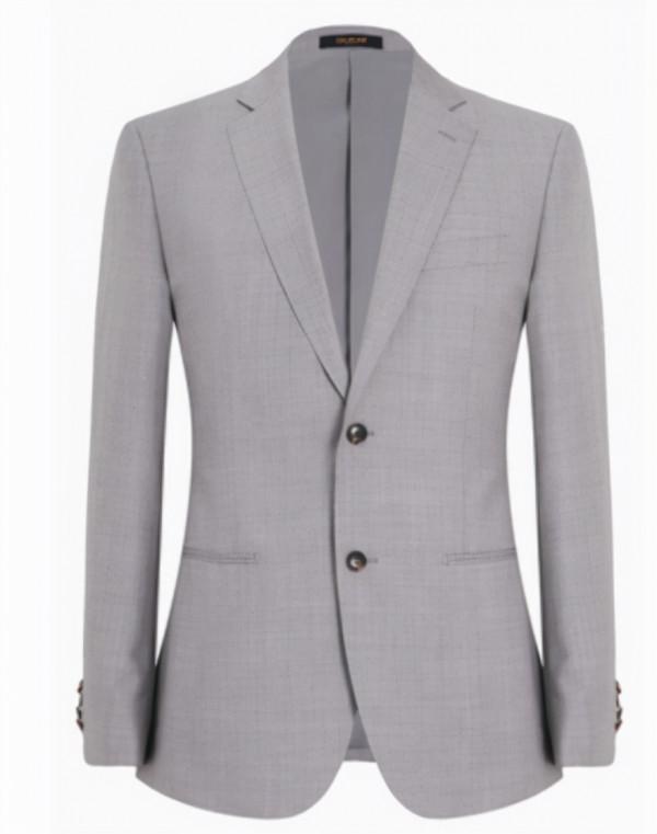 早秋西裝哪家好?衣邦人經典商務套西讓我秒變商務精英 早秋西裝哪家好?衣邦人經典商務套西讓我秒變商務精英