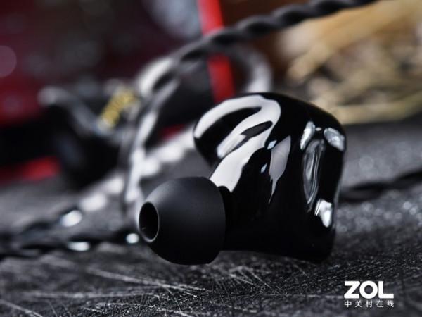 40KHz重新整理超高頻聆聽體驗 七彩虹五重奏圈鐵耳塞開箱 40KHz重新整理超高頻聆聽體驗 七彩虹五重奏圈鐵耳塞開箱