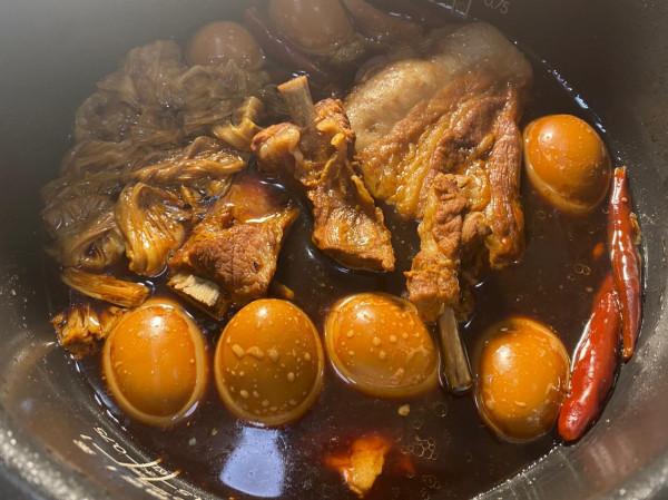 過年不用忙，這7個菜提前準備好，裝盤就上桌，全都是硬菜