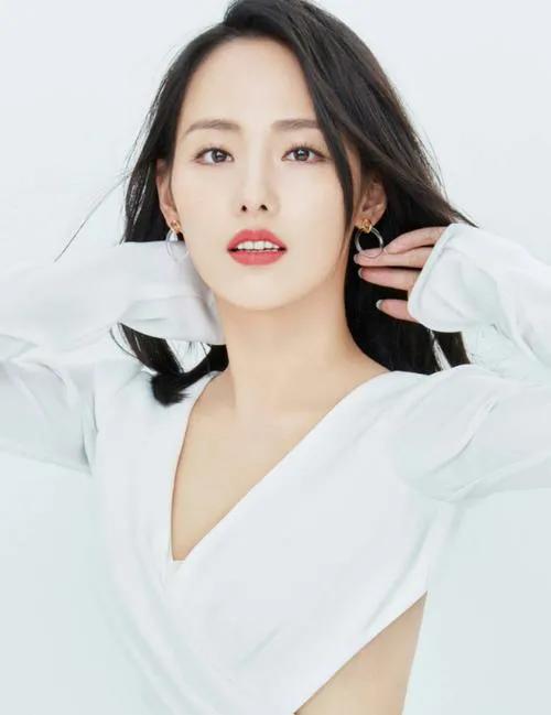 張嘉倪，演員、歌手