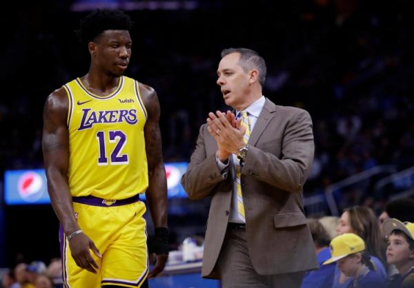 離開湖人！親自宣佈加盟籃網！球迷：這是互相安排臥底啊？