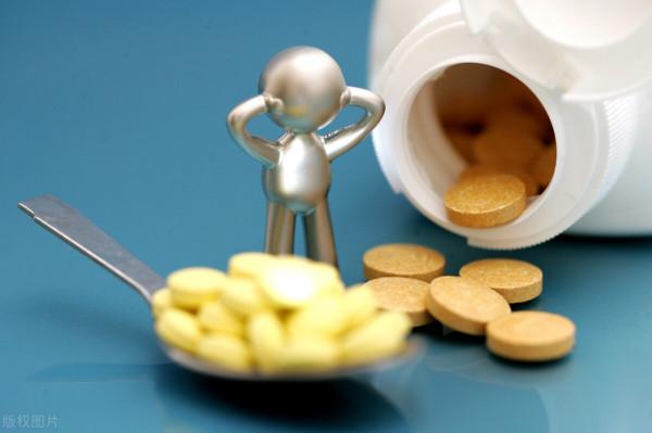 老年人吃保健品有用嗎？別再被騙！遠離5類保健品，省錢又安全