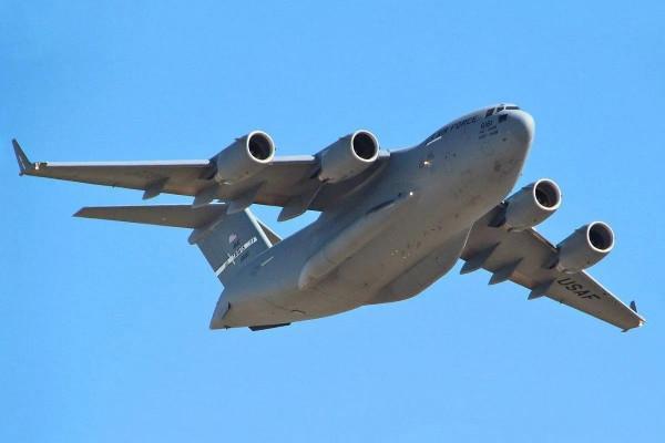 C-17“環球霸王”III運輸機圖集（200圖）