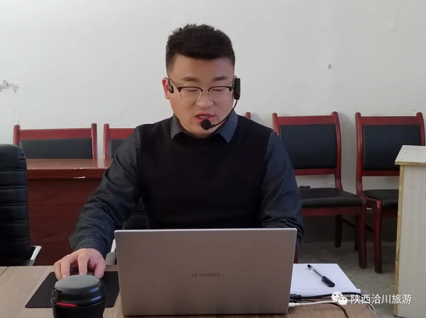 洽川景區開展服務禮儀培訓會