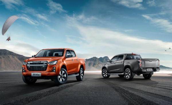 1.9T柴油動力配非承載車身+後差鎖，全新D-MAX獠牙前臉更兇悍