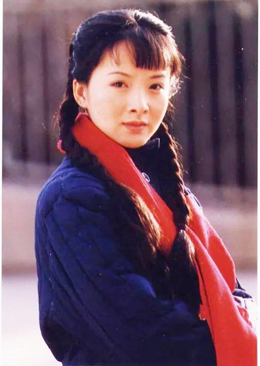 演員謝蘭：嫁給師小紅，讓聾啞父母有依靠，39歲為愛生子