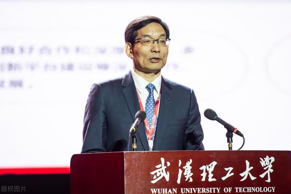 曹德旺獲終身成就獎,年度影響力企業領袖新鮮出爐,有熟悉的嗎? 曹德旺獲終身成就獎,年度影響力企業領袖新鮮出爐,有熟悉的嗎?