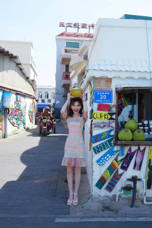 路晨，實力與顏值兼具的人氣小花旦