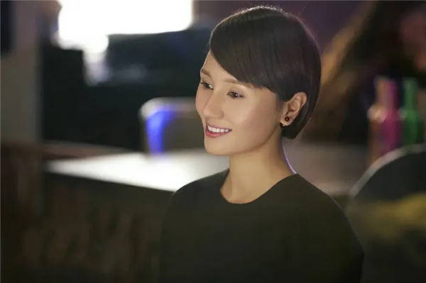 豆瓣7.8分的《藍色愛情》，潘粵明袁泉顏值巔峰，至今仍是經典