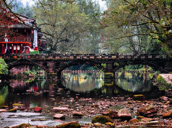 看完三星拍出來的四川上裡古鎮，才知道什麼才叫真正的&quot;古鎮&quot;