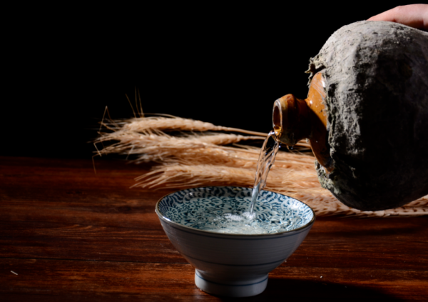 你知道白酒的最佳飲用時間嗎?一文告訴你:這樣喝酒對身體最好 你知道白酒的最佳飲用時間嗎?一文告訴你:這樣喝酒對身體最好