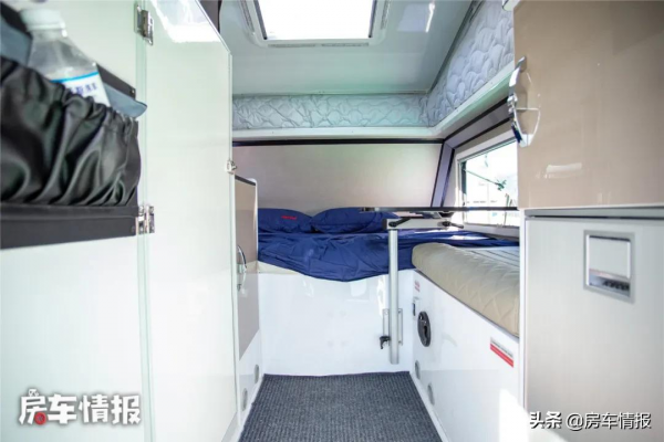 10.8萬的越野房車,能洗澡做飯適合2大1小,開門方式像戰車 10.8萬的越野房車,能洗澡做飯適合2大1小,開門方式像戰車