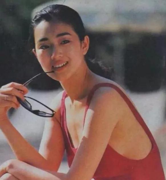 一組鞏俐還沒有成為鞏皇的照片：好清純好美麗，大家喜歡她嗎？