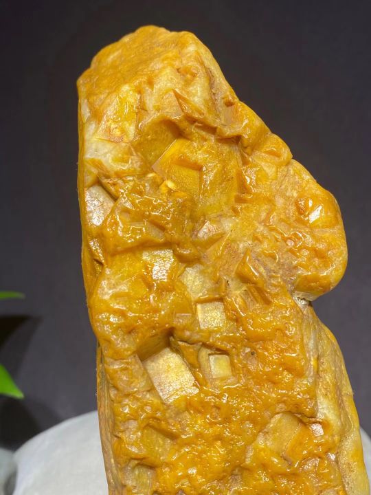 江西贛州桃江河 黃蠟石