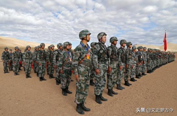 阿里地區屬於西藏，為何卻劃歸新疆軍區？這還要從王震入疆說起