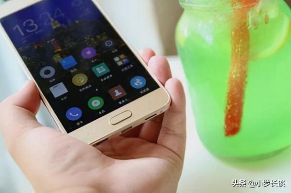 8GB+256GB和8500mAh，超大電池機型，只需要1399元