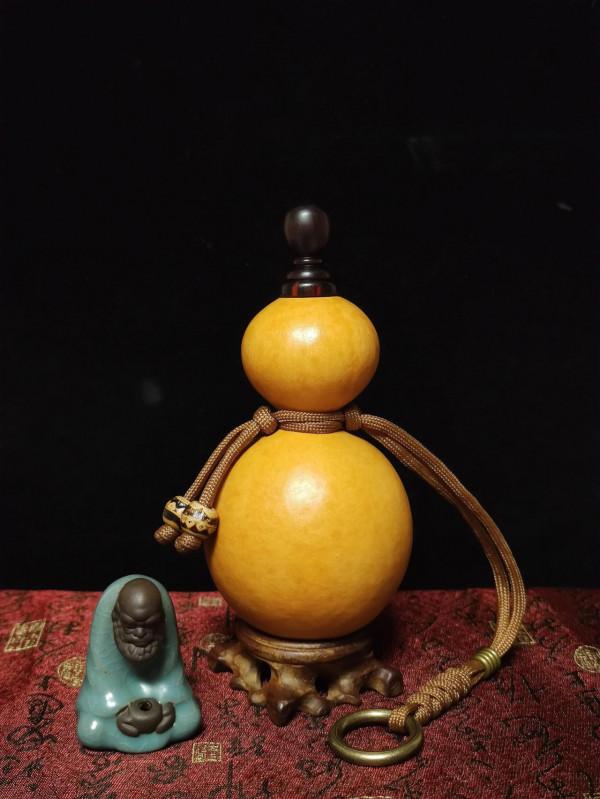 酒葫蘆作品賞析～花葉奶瓶