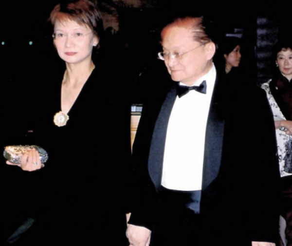 金庸親妹妹查良琇：住農村，家境很普通，金庸一直補貼她到2002年