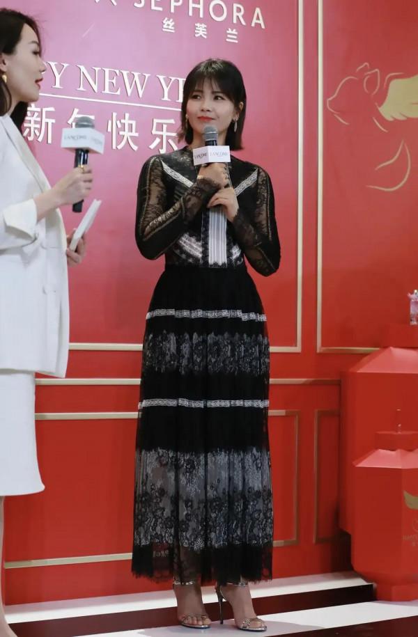 女神劉濤釋出會