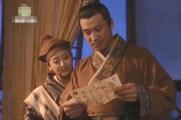 還記得《大宅門》抱狗丫頭“香秀”嗎?她48歲長這樣 還記得《大宅門》抱狗丫頭“香秀”嗎?她48歲長這樣