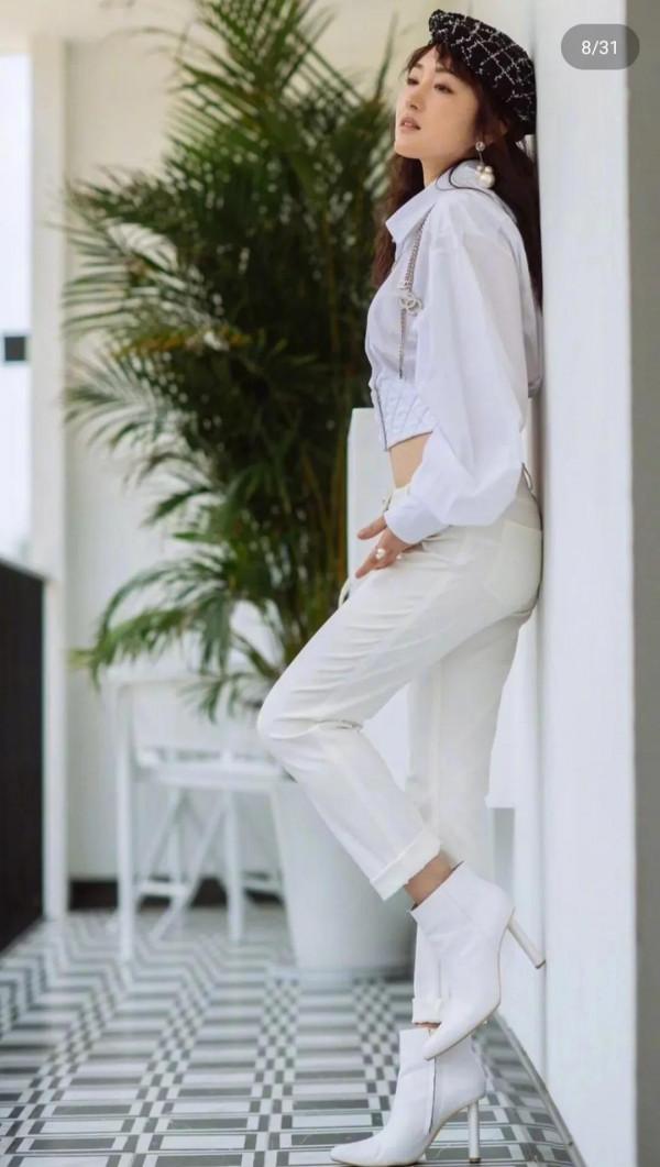 甜歌皇后楊鈺瑩高畫質桌布 甜歌皇后楊鈺瑩高畫質桌布