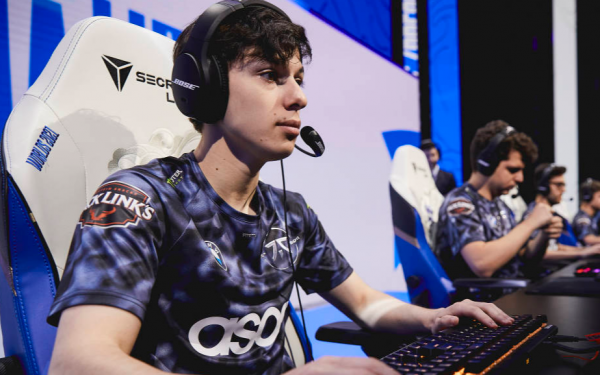 小組賽選手分均傷害Top10:八人已晉級八強,RNG佔兩名 小組賽選手分均傷害Top10:八人已晉級八強,RNG佔兩名