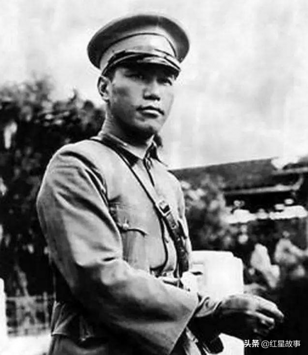 範漢傑兵敗，被學弟林彪問得羞愧，76年病逝後中央下令：葬八寶山