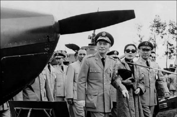 重慶談判期間,擅長暗殺的蔣介石,為何命令特務不準對毛主席動手 重慶談判期間,擅長暗殺的蔣介石,為何命令特務不準對毛主席動手