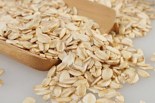 血脂高是麵條影響的？醫生建議：想平穩血脂，儘量少吃這2種食物