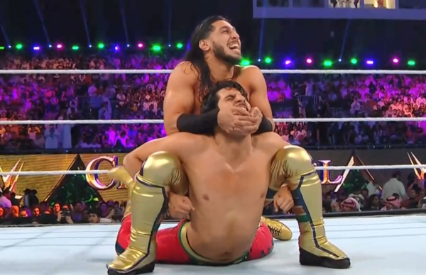 WWE寶冠大賽:大驚喜!奧運銀牌得主現身,阿里遭一腳踢翻? WWE寶冠大賽:大驚喜!奧運銀牌得主現身,阿里遭一腳踢翻?