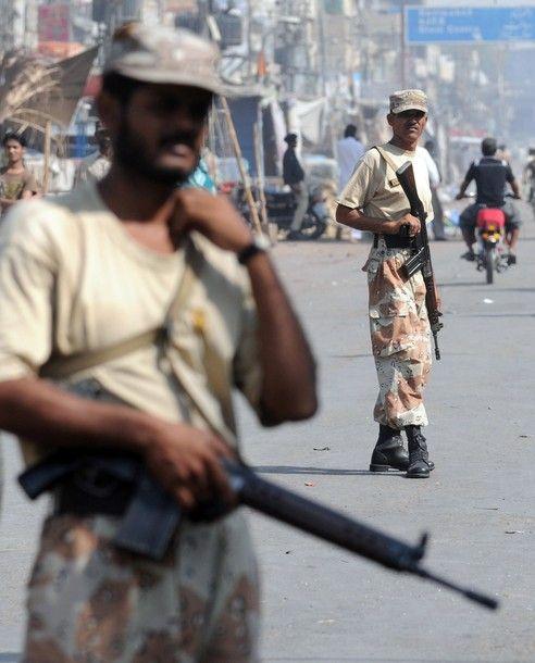 情況不對！12月25日，巴鐵士兵被殺，印度法院被炸，美軍機遇險情