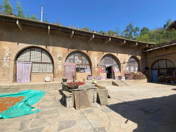 陝北高原的荒涼,《平凡的世界》拍攝地一一綏德郭家溝村 陝北高原的荒涼,《平凡的世界》拍攝地一一綏德郭家溝村