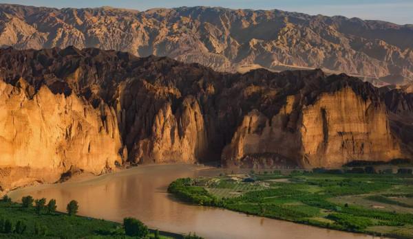 甘肅一奇特險峻景點，被譽為東方雕塑藝術陳列館，模樣栩栩如生