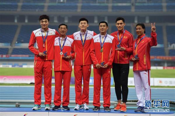 師徒共同登臺,從幕後到臺前,榮譽更加豐盈完整 師徒共同登臺,從幕後到臺前,榮譽更加豐盈完整