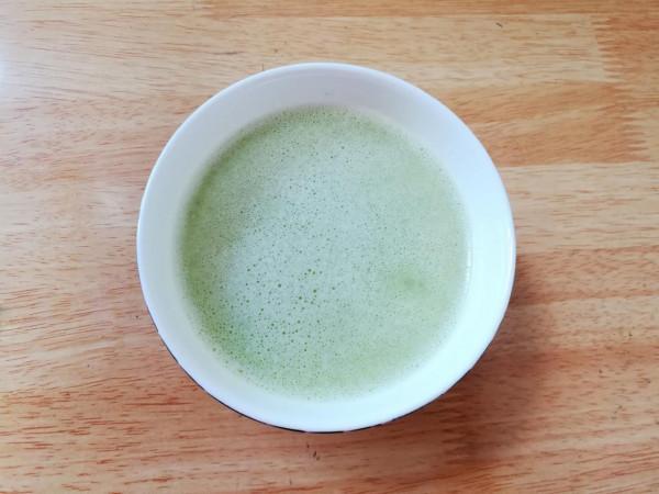 做肉丸時,記得加半碗“水”,出鍋後多做1步,比買的還好吃 做肉丸時,記得加半碗“水”,出鍋後多做1步,比買的還好吃