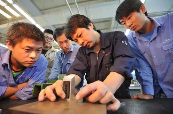 想把我唱給你聽！百年記憶中的國企經典歌曲