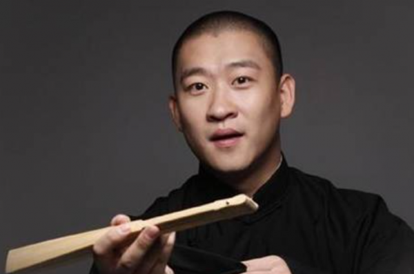 離婚費500萬、坐擁北京五層別墅，脫離德雲社的曹金有這麼賺錢嗎