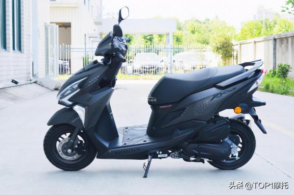 沒ABS有點遺憾 價格是硬傷 新大洲本田裂行125到店實拍 沒ABS有點遺憾 價格是硬傷 新大洲本田裂行125到店實拍