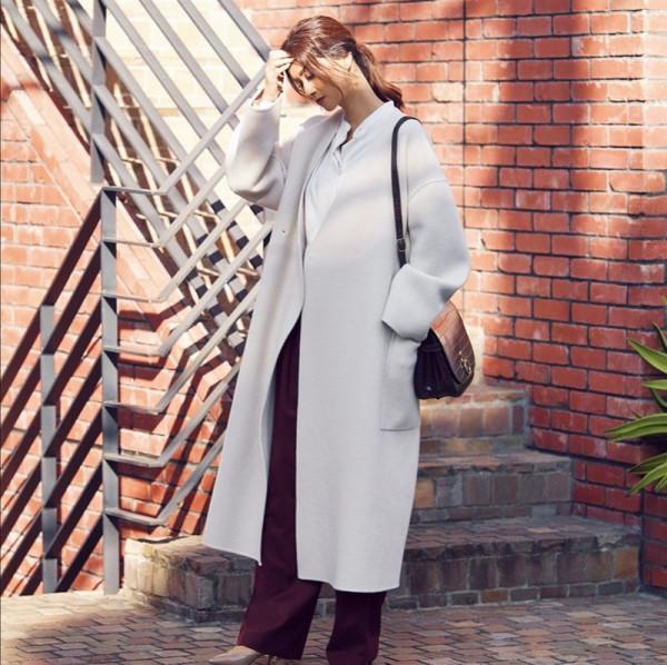 今年這種無領大衣很流行!簡約時尚又養眼,既有品味又有高階感 今年這種無領大衣很流行!簡約時尚又養眼,既有品味又有高階感