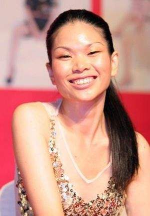 有一種混血叫“醜模”的兒子，本以為會很帥，結果基因太強大