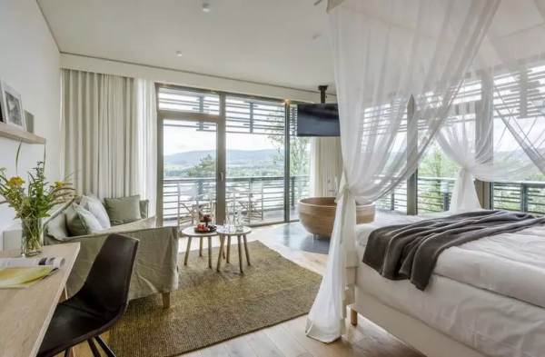 一盆浴湯吸收自然能量 | Seezeitlodge精品溫泉水療酒店 一盆浴湯吸收自然能量 | Seezeitlodge精品溫泉水療酒店