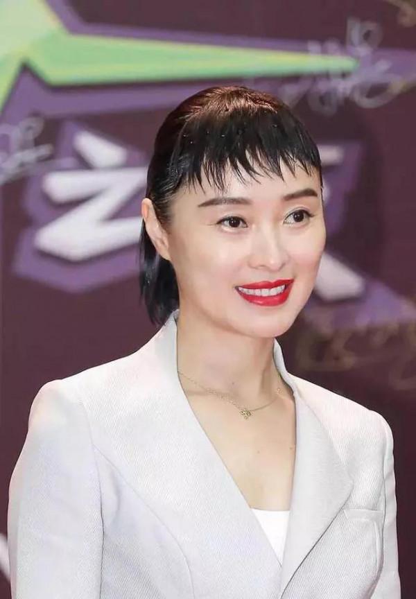 氣質如蘭的女演員吳越