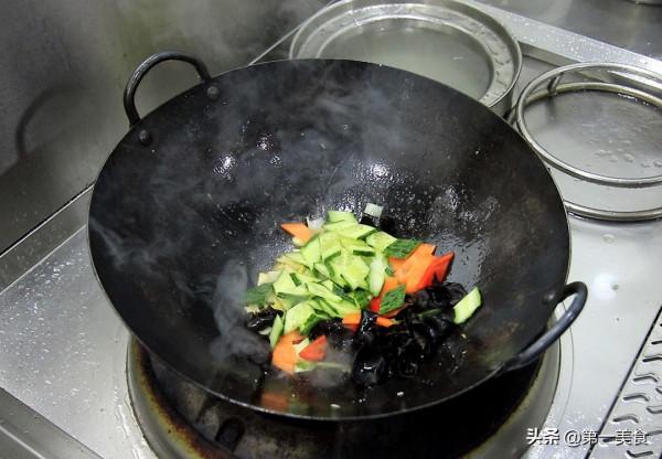 木須肉要不要先上漿,廚師長教你如何製作,簡單易學,味道鮮美 木須肉要不要先上漿,廚師長教你如何製作,簡單易學,味道鮮美