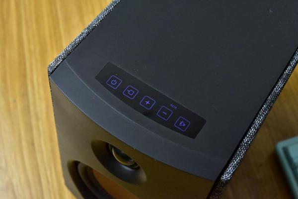 這款4寸有源音箱可能是惠威上市後最驚豔的作品,售價僅888元 這款4寸有源音箱可能是惠威上市後最驚豔的作品,售價僅888元