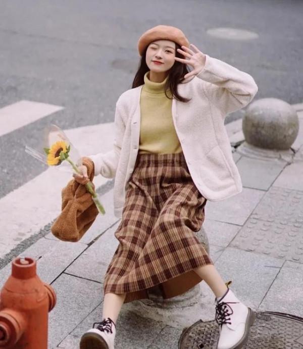 秋冬季節外套怎麼選?小個子穿這三款,顯高顯瘦又高階 秋冬季節外套怎麼選?小個子穿這三款,顯高顯瘦又高階