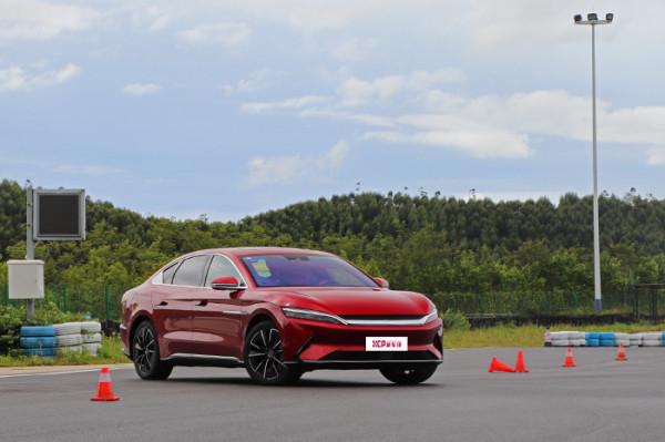 比亞迪新能源車賣這麼火 長城吉利長安是不是該緊張了？