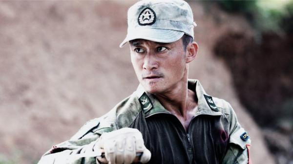 油頭粉面就不要演軍人了!這6位演員告訴你,什麼才叫英姿颯爽 油頭粉面就不要演軍人了!這6位演員告訴你,什麼才叫英姿颯爽