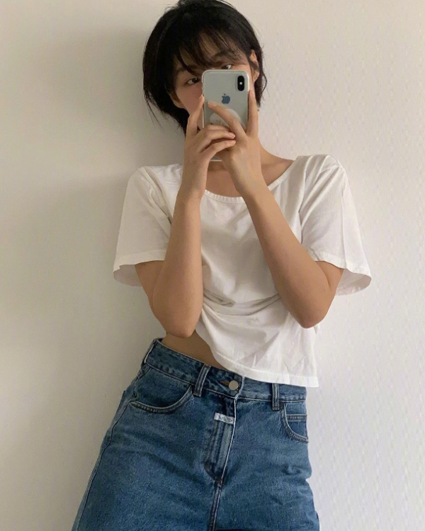 短髮ins時尚博主簡約的時髦搭配 清新又好看